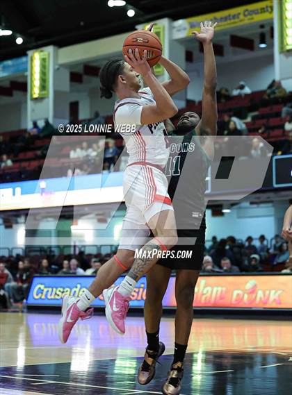 Thumbnail 3 in Woodlands vs Peekskill (Slam Dunk Showcase) photogallery.