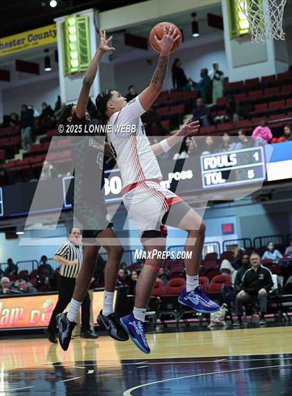 Thumbnail 2 in Woodlands vs Peekskill (Slam Dunk Showcase) photogallery.