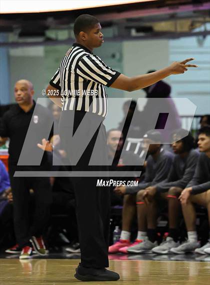 Thumbnail 1 in Woodlands vs Peekskill (Slam Dunk Showcase) photogallery.