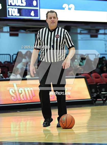 Thumbnail 2 in Woodlands vs Peekskill (Slam Dunk Showcase) photogallery.