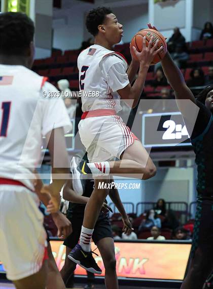 Thumbnail 2 in Woodlands vs Peekskill (Slam Dunk Showcase) photogallery.