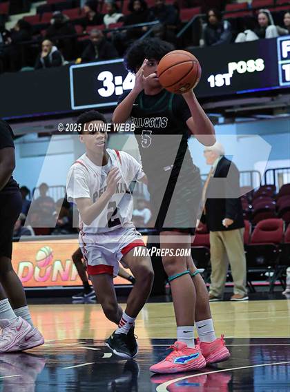 Thumbnail 2 in Woodlands vs Peekskill (Slam Dunk Showcase) photogallery.