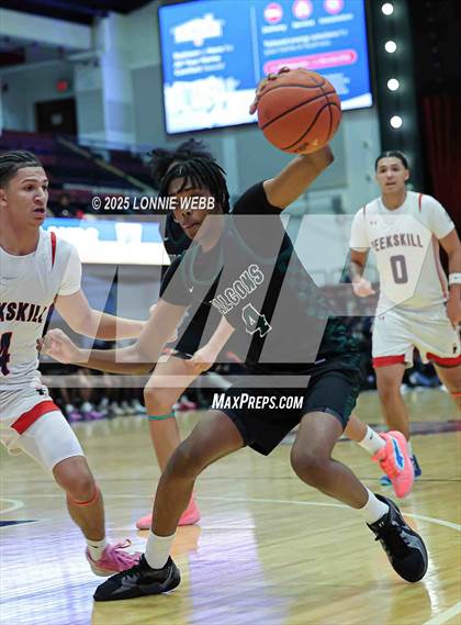 Thumbnail 2 in Woodlands vs Peekskill (Slam Dunk Showcase) photogallery.