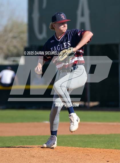 Thumbnail 3 in Dakota Ridge vs Arizona College Prep (Coach Bob Invitational) photogallery.