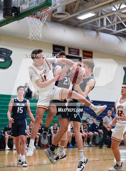 Thumbnail 2 in Valor Christian vs. Rocky Mountain photogallery.