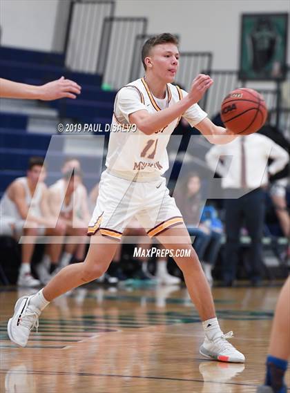 Thumbnail 1 in Valor Christian vs. Rocky Mountain photogallery.