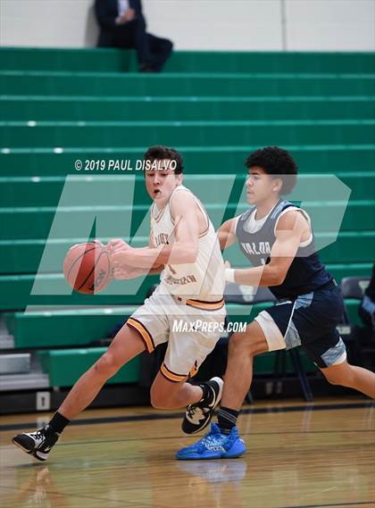 Thumbnail 3 in Valor Christian vs. Rocky Mountain photogallery.