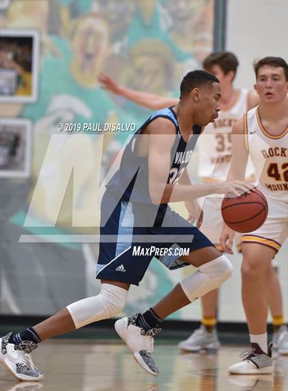 Thumbnail 2 in Valor Christian vs. Rocky Mountain photogallery.