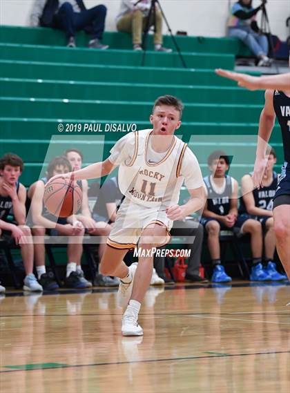 Thumbnail 3 in Valor Christian vs. Rocky Mountain photogallery.