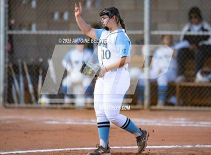 Thumbnail 1 in Los Alamitos vs. Villa Park photogallery.