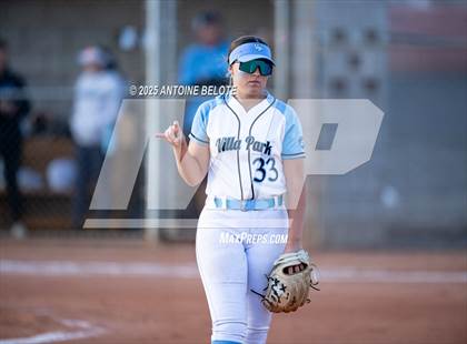 Thumbnail 1 in Los Alamitos vs. Villa Park photogallery.