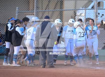 Thumbnail 2 in Los Alamitos vs. Villa Park photogallery.