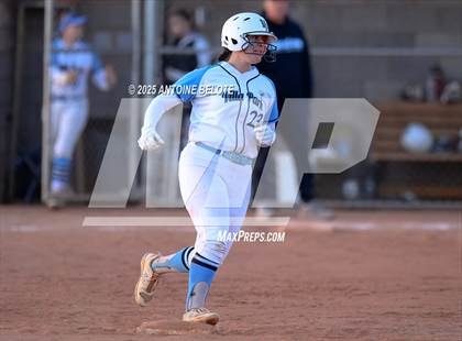 Thumbnail 1 in Los Alamitos vs. Villa Park photogallery.