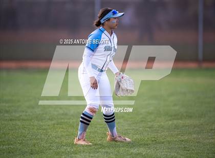 Thumbnail 1 in Los Alamitos vs. Villa Park photogallery.