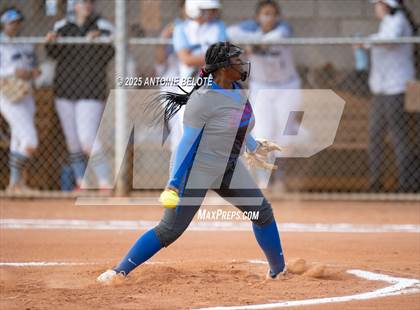 Thumbnail 1 in Los Alamitos vs. Villa Park photogallery.