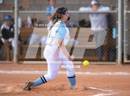 Thumbnail 1 in Los Alamitos vs. Villa Park photogallery.