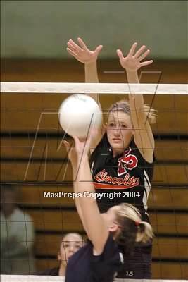 Thumbnail 1 in West vs. Lincoln (Div. 1 semifinal) photogallery.