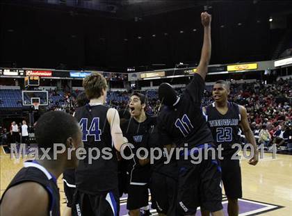 Thumbnail 3 in Salesian vs. Windward (CIF D4 State Final) photogallery.
