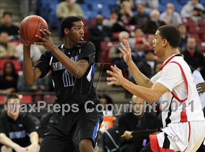 Thumbnail 1 in Salesian vs. Windward (CIF D4 State Final) photogallery.