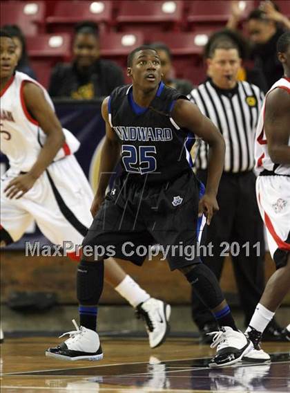 Thumbnail 3 in Salesian vs. Windward (CIF D4 State Final) photogallery.