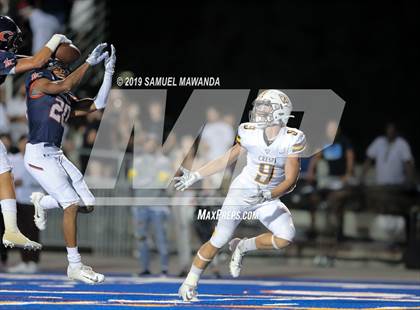 Thumbnail 2 in Crespi @ Chaminade photogallery.