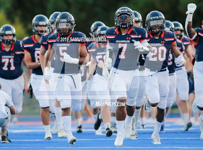 Thumbnail 3 in Crespi @ Chaminade photogallery.
