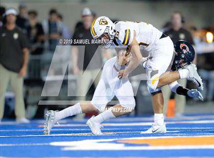 Thumbnail 2 in Crespi @ Chaminade photogallery.