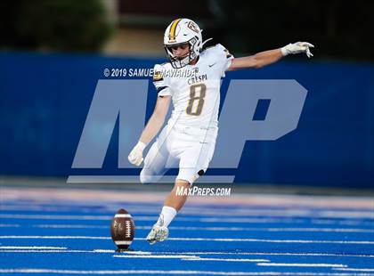 Thumbnail 3 in Crespi @ Chaminade photogallery.
