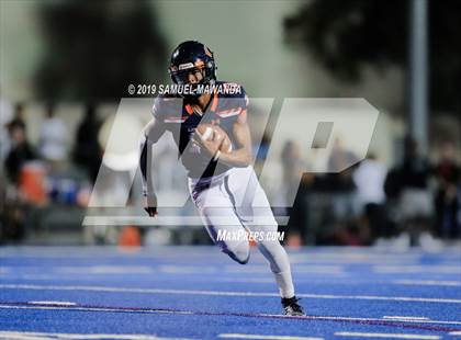 Thumbnail 1 in Crespi @ Chaminade photogallery.