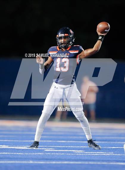 Thumbnail 1 in Crespi @ Chaminade photogallery.