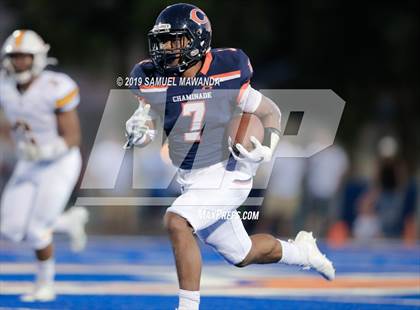 Thumbnail 2 in Crespi @ Chaminade photogallery.