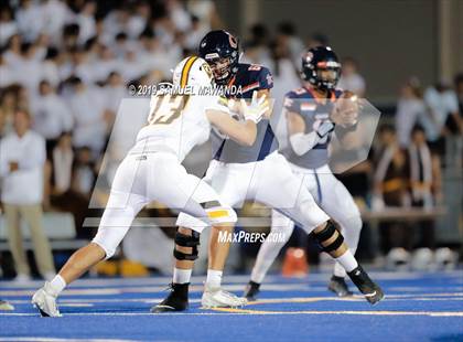 Thumbnail 2 in Crespi @ Chaminade photogallery.