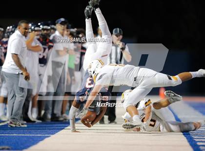 Thumbnail 2 in Crespi @ Chaminade photogallery.