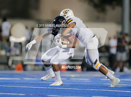 Thumbnail 2 in Crespi @ Chaminade photogallery.