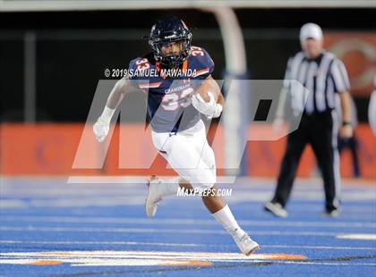 Thumbnail 1 in Crespi @ Chaminade photogallery.
