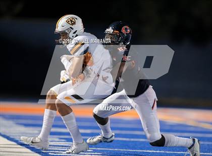 Thumbnail 2 in Crespi @ Chaminade photogallery.