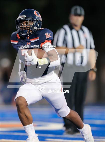 Thumbnail 3 in Crespi @ Chaminade photogallery.