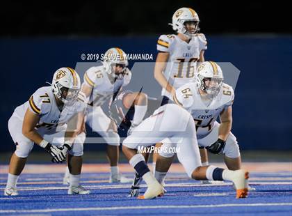 Thumbnail 3 in Crespi @ Chaminade photogallery.