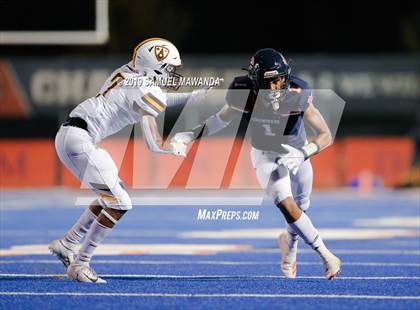 Thumbnail 1 in Crespi @ Chaminade photogallery.
