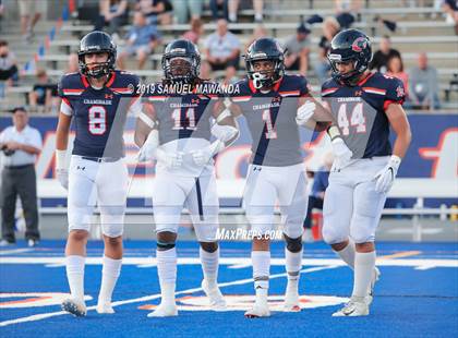 Thumbnail 2 in Crespi @ Chaminade photogallery.