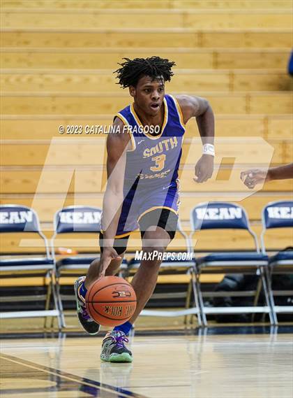 Thumbnail 3 in South Shore vs. DePaul Catholic (Metro Classic) photogallery.