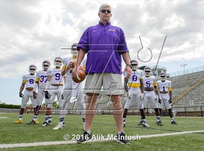 Thumbnail 2 in Northwestern (2016 Preseason Top 25 Early Contenders Photo Shoot)  photogallery.
