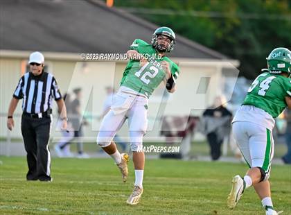Thumbnail 2 in New Castle @ Yorktown photogallery.