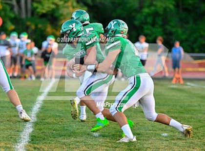 Thumbnail 1 in New Castle @ Yorktown photogallery.