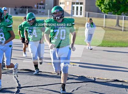Thumbnail 3 in New Castle @ Yorktown photogallery.