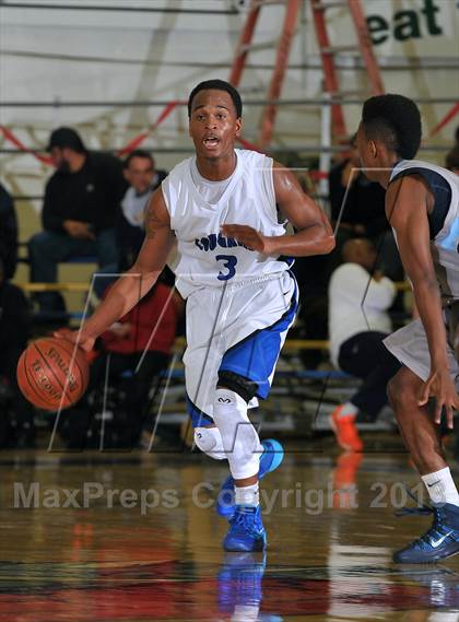 Thumbnail 1 in Bullard vs. Newark Memorial (60th Gridley Invitational) photogallery.