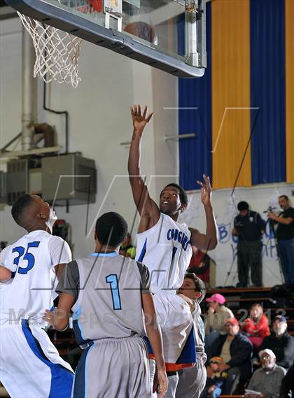Thumbnail 1 in Bullard vs. Newark Memorial (60th Gridley Invitational) photogallery.