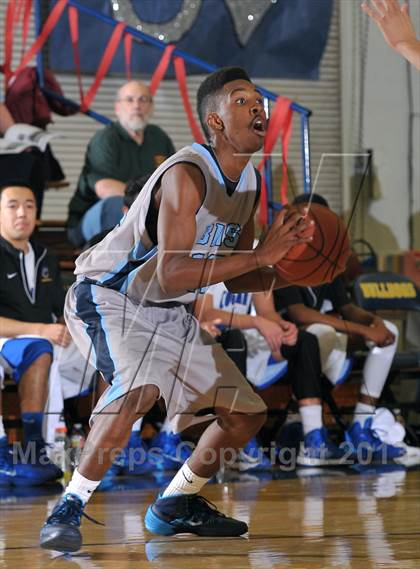 Thumbnail 1 in Bullard vs. Newark Memorial (60th Gridley Invitational) photogallery.
