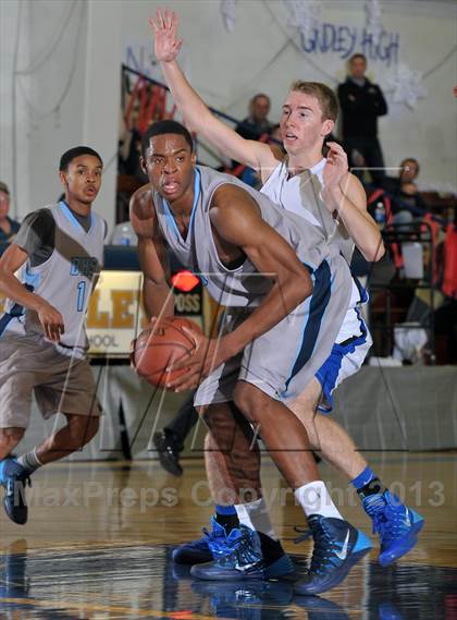 Thumbnail 3 in Bullard vs. Newark Memorial (60th Gridley Invitational) photogallery.