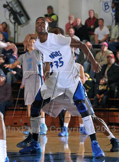 Thumbnail 2 in Bullard vs. Newark Memorial (60th Gridley Invitational) photogallery.